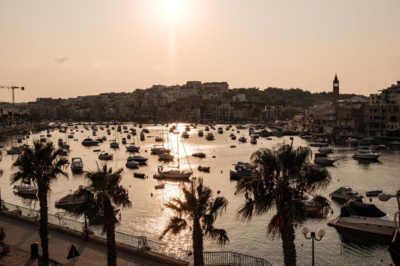 C'Est La Vie Guesthouse Marsaskala Exterior photo